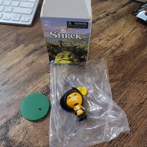 Culturefly Shrek Puss In Boots Figure